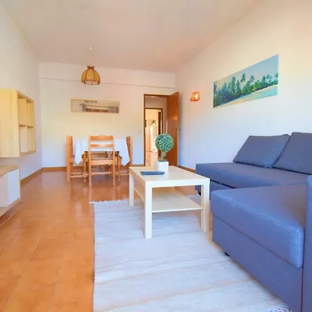 Very Central, Only 5 Min. From The Beach! アパート *
