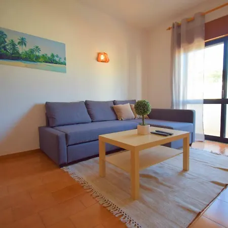아파트 Very Central, Only 5 Min. From The Beach!